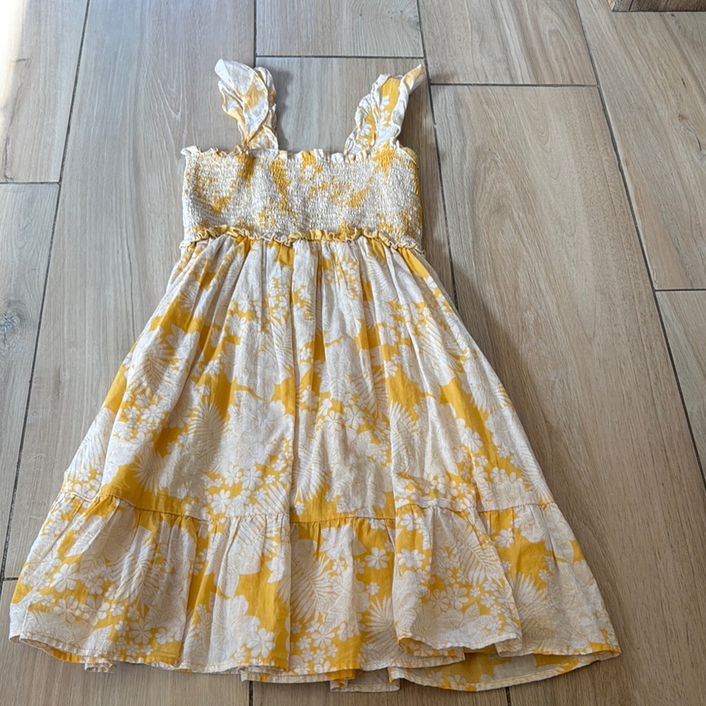 Jami & jack Yellow Floral smocked Kids Dress size 14 runs small